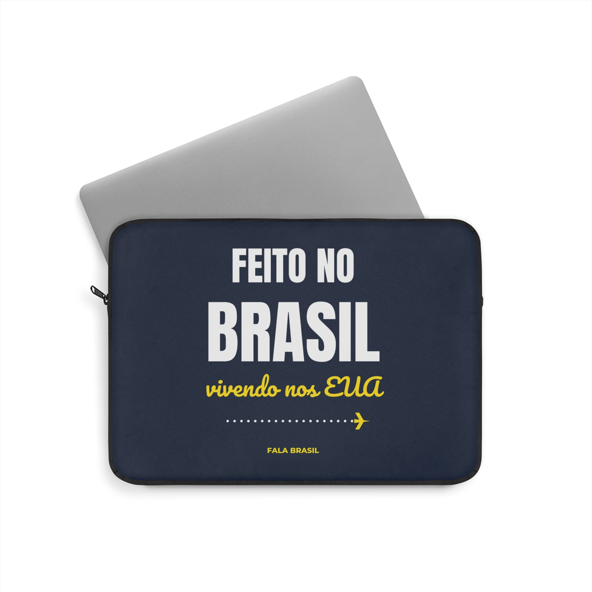 Capa de Notebook Feito no Brasil, Vivendo nos EUA