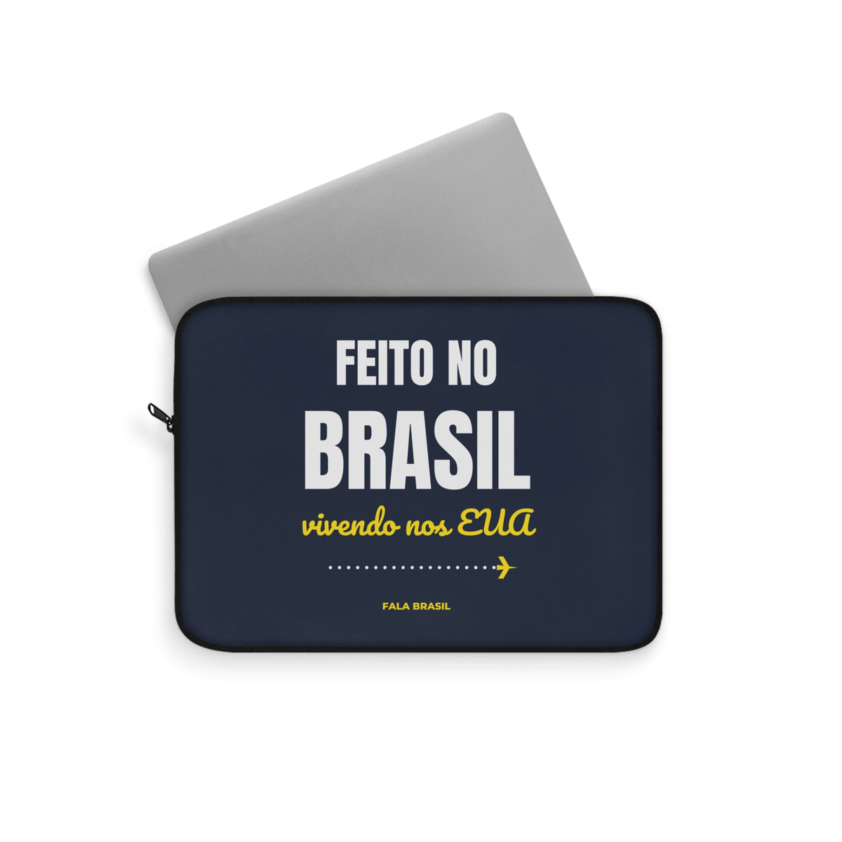 Capa de Notebook Feito no Brasil, Vivendo nos EUA
